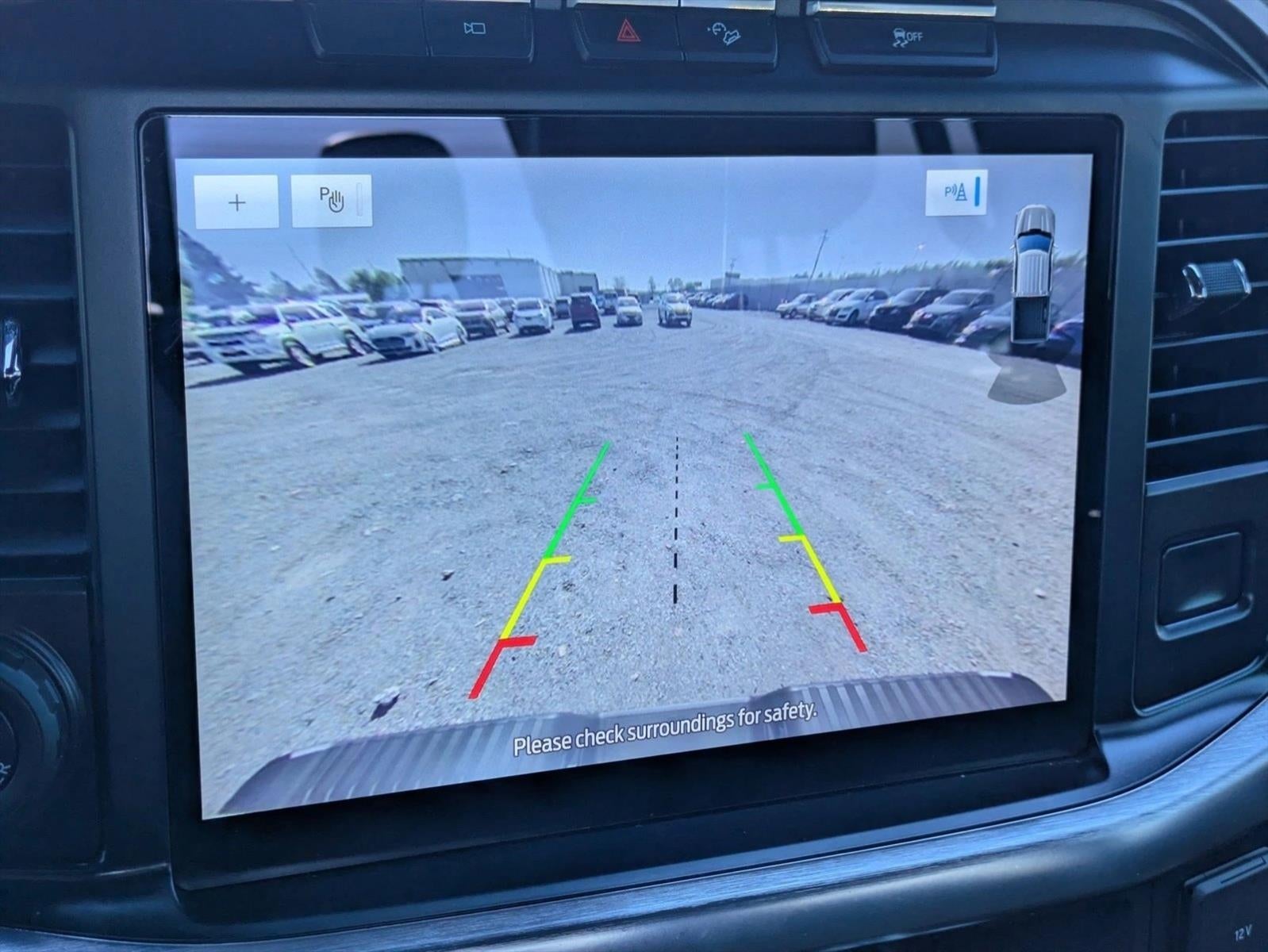2022 Ford F-150 LARIAT 4WD SuperCrew 5.5' Box