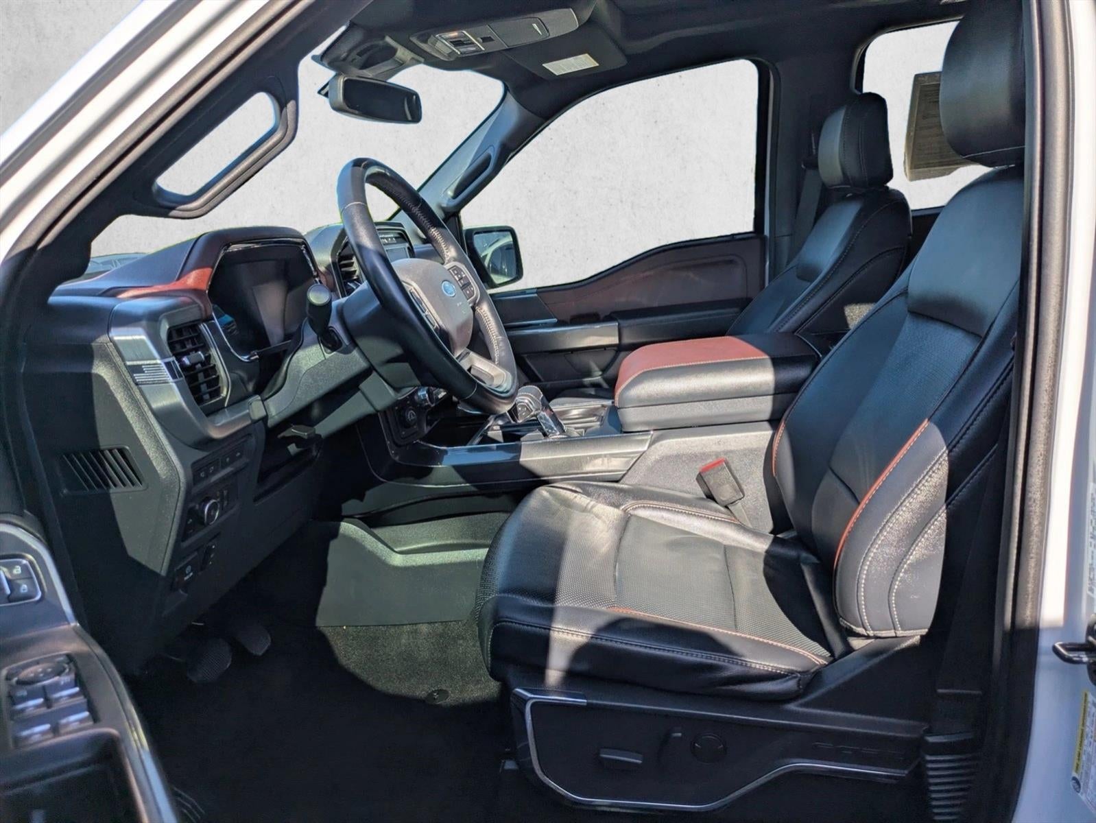 2022 Ford F-150 LARIAT 4WD SuperCrew 5.5' Box