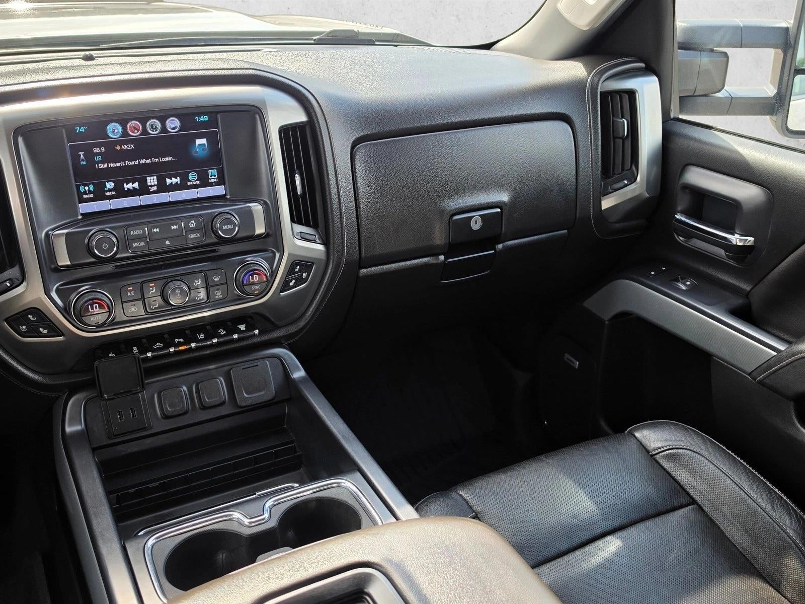 2018 Chevrolet Silverado 2500 HD Crew Cab Standard Box 4-Wheel Drive LTZ