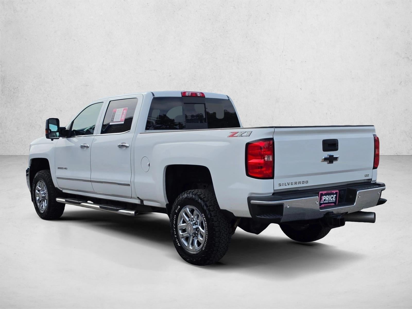 2018 Chevrolet Silverado 2500 HD Crew Cab Standard Box 4-Wheel Drive LTZ