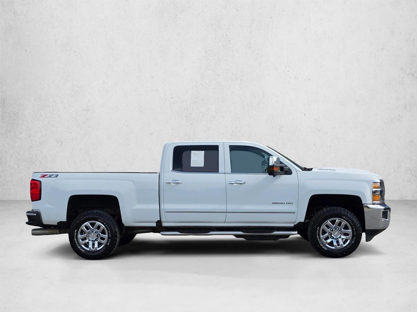 2018 Chevrolet Silverado 2500 HD Crew Cab Standard Box 4-Wheel Drive LTZ