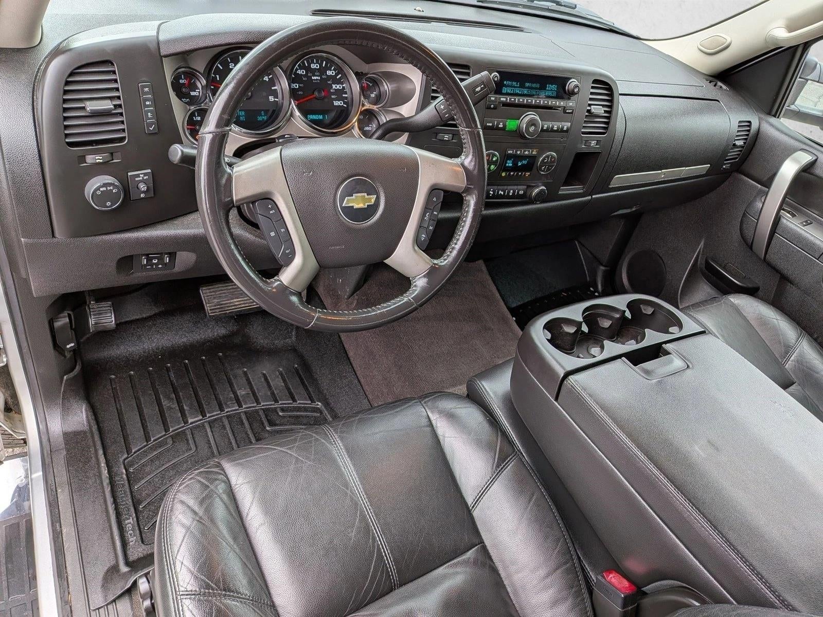 2014 Chevrolet Silverado 2500 HD Crew Cab Standard Box 4-Wheel Drive LT
