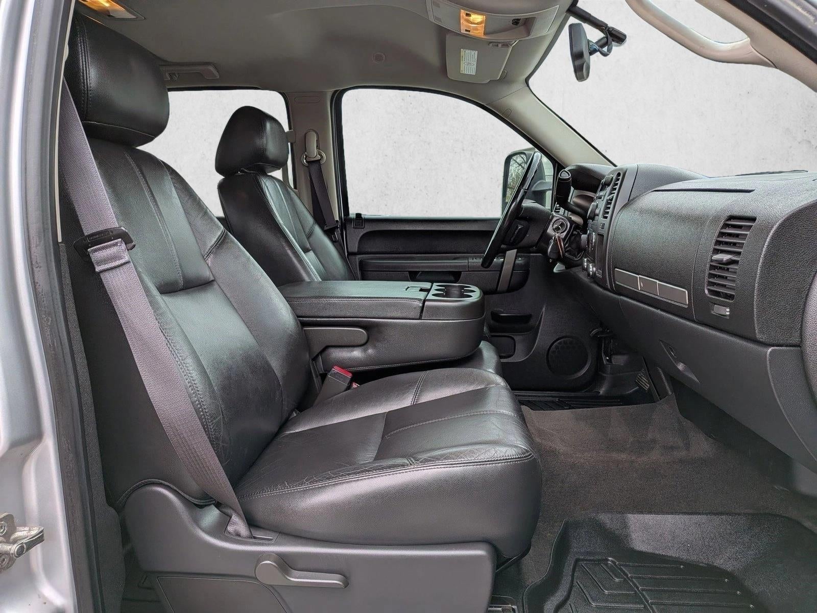 2014 Chevrolet Silverado 2500 HD Crew Cab Standard Box 4-Wheel Drive LT