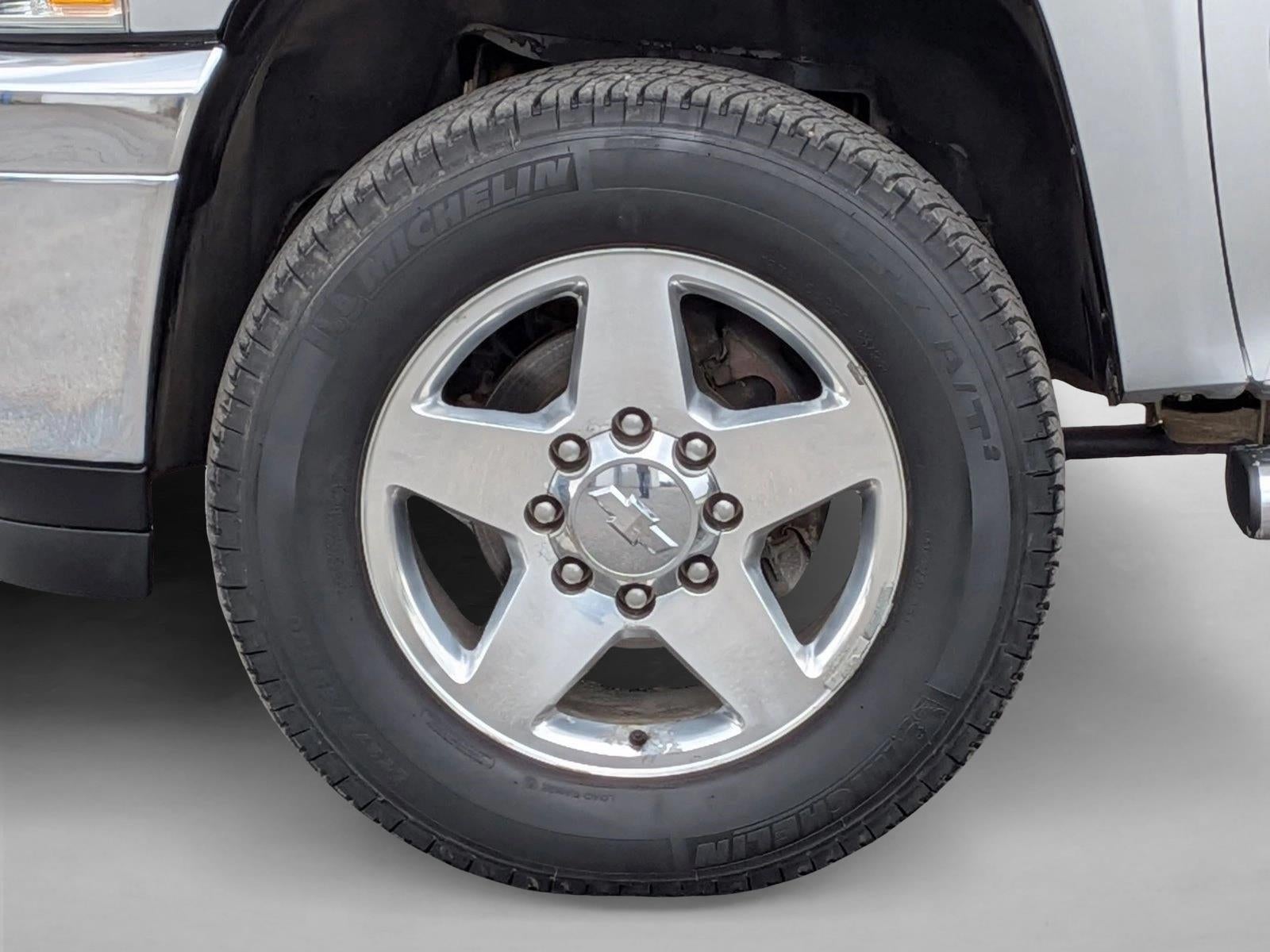 2014 Chevrolet Silverado 2500 HD Crew Cab Standard Box 4-Wheel Drive LT