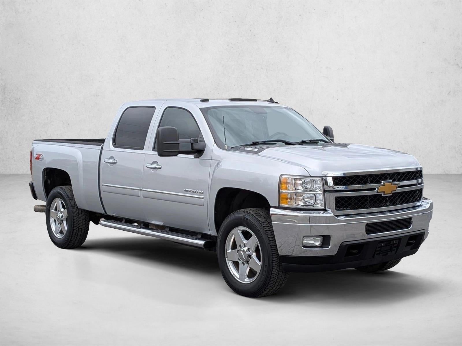 2014 Chevrolet Silverado 2500 HD Crew Cab Standard Box 4-Wheel Drive LT