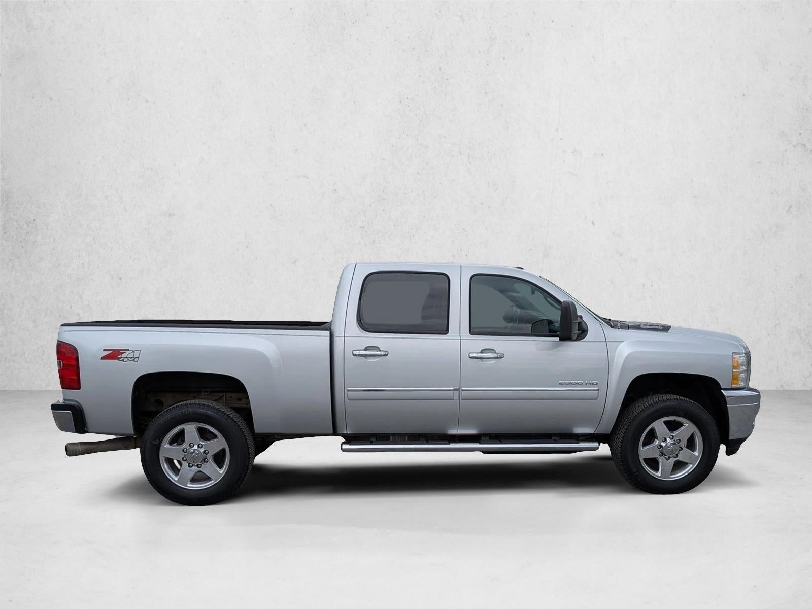 2014 Chevrolet Silverado 2500 HD Crew Cab Standard Box 4-Wheel Drive LT