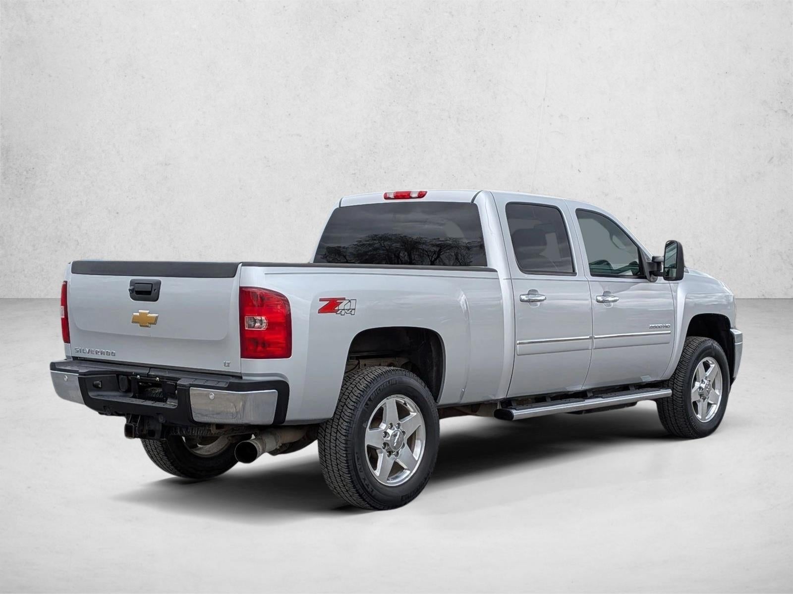 2014 Chevrolet Silverado 2500 HD Crew Cab Standard Box 4-Wheel Drive LT