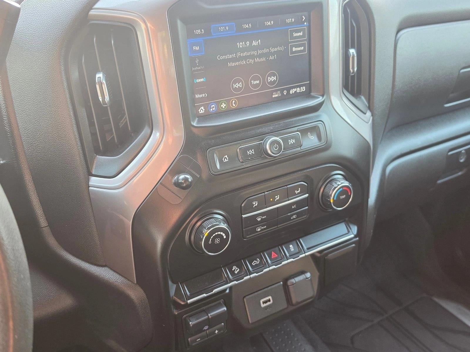 2020 Chevrolet Silverado 1500 Crew Cab Short Box 4-Wheel Drive Custom Trail Boss