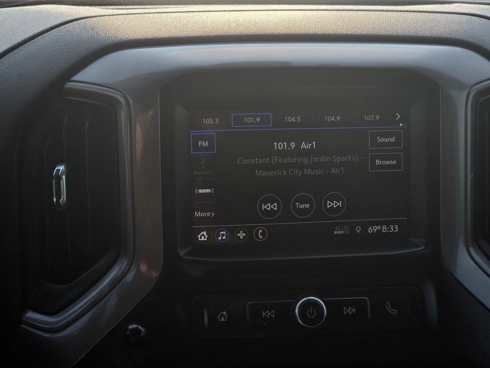 2020 Chevrolet Silverado 1500 Crew Cab Short Box 4-Wheel Drive Custom Trail Boss