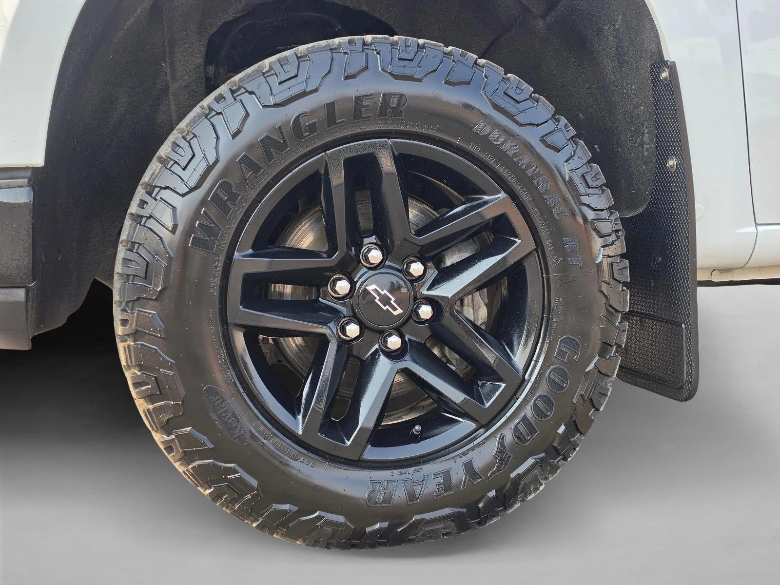 2020 Chevrolet Silverado 1500 Crew Cab Short Box 4-Wheel Drive Custom Trail Boss