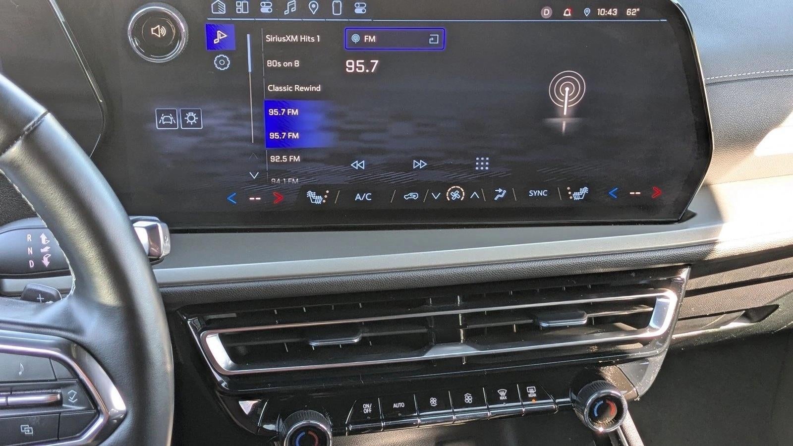 2024 Chevrolet Traverse LT w/2LT