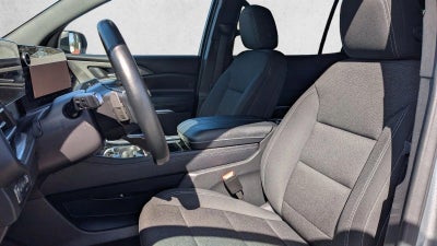 2024 Chevrolet Traverse LT w/2LT