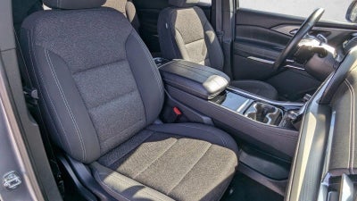 2024 Chevrolet Traverse LT w/2LT