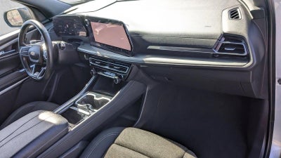 2024 Chevrolet Traverse LT w/2LT