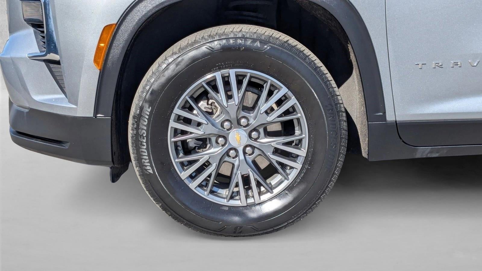 2024 Chevrolet Traverse LT w/2LT