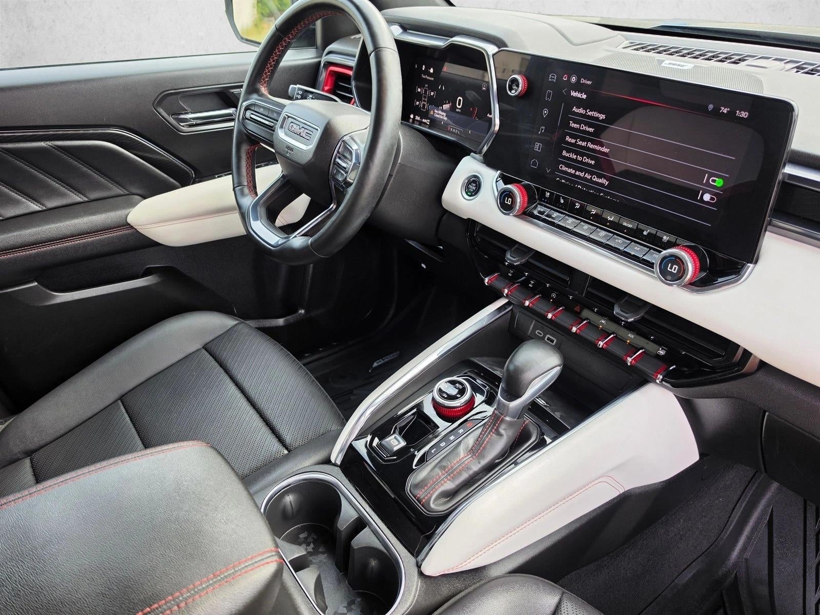 2024 GMC Canyon Crew Cab Short Box 4-Wheel Drive AT4X