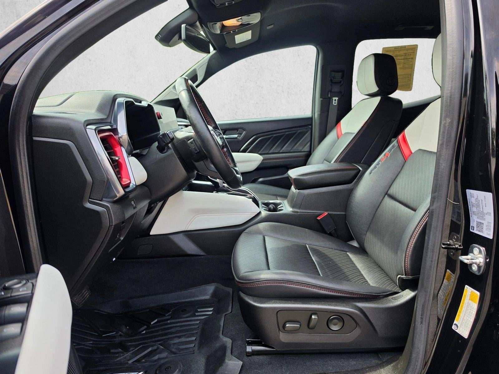 2024 GMC Canyon Crew Cab Short Box 4-Wheel Drive AT4X