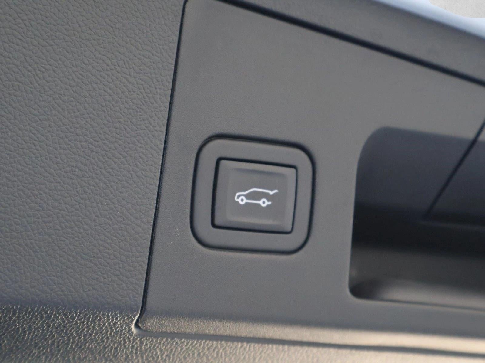 2024 Cadillac XT4 AWD 4dr Sport