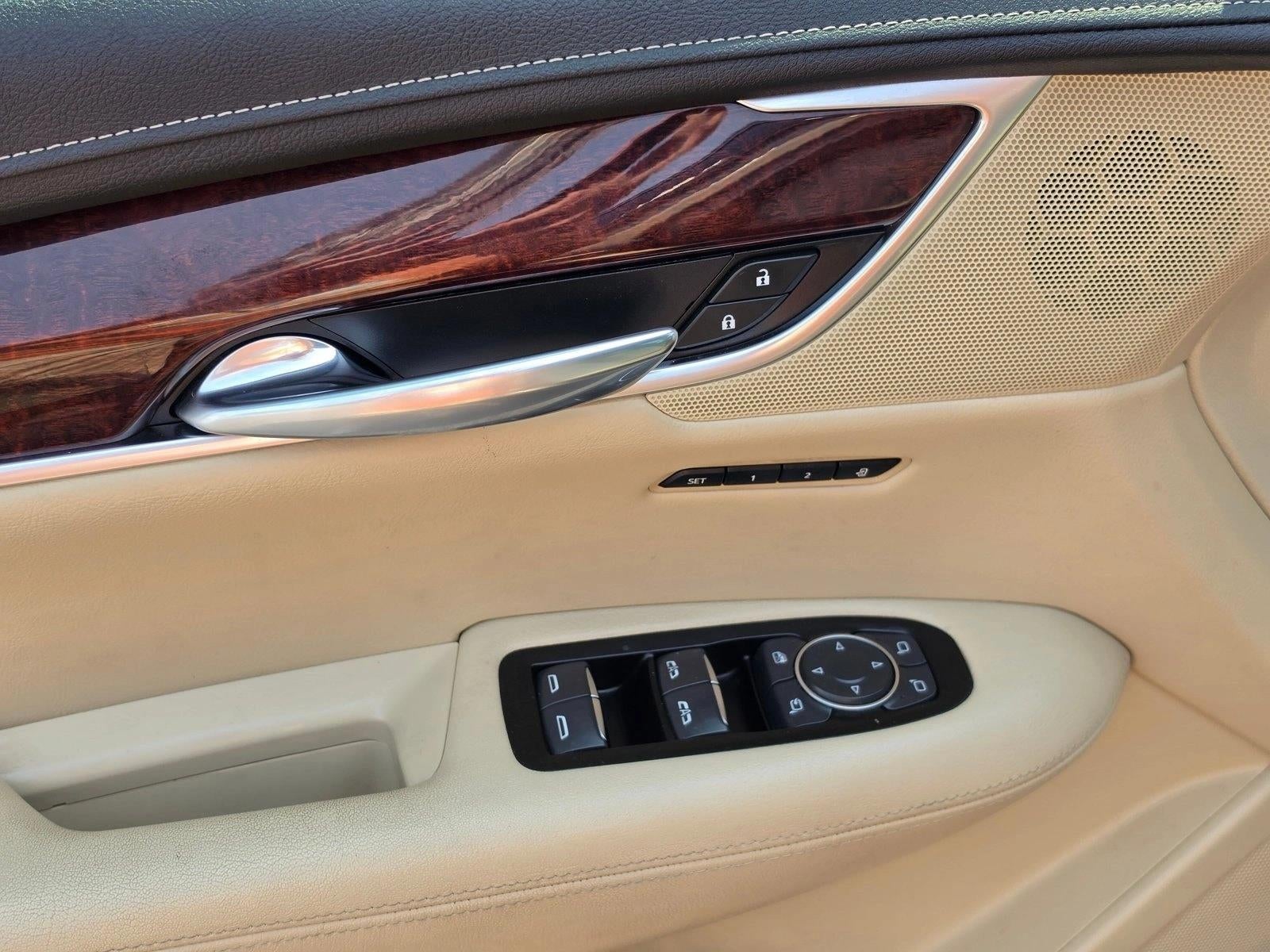 2019 Cadillac XT5 FWD 4dr Premium Luxury
