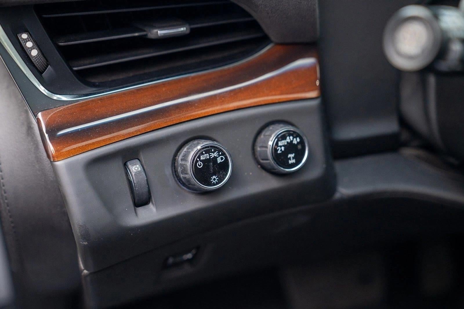 2018 Cadillac Escalade 4WD Premium Luxury