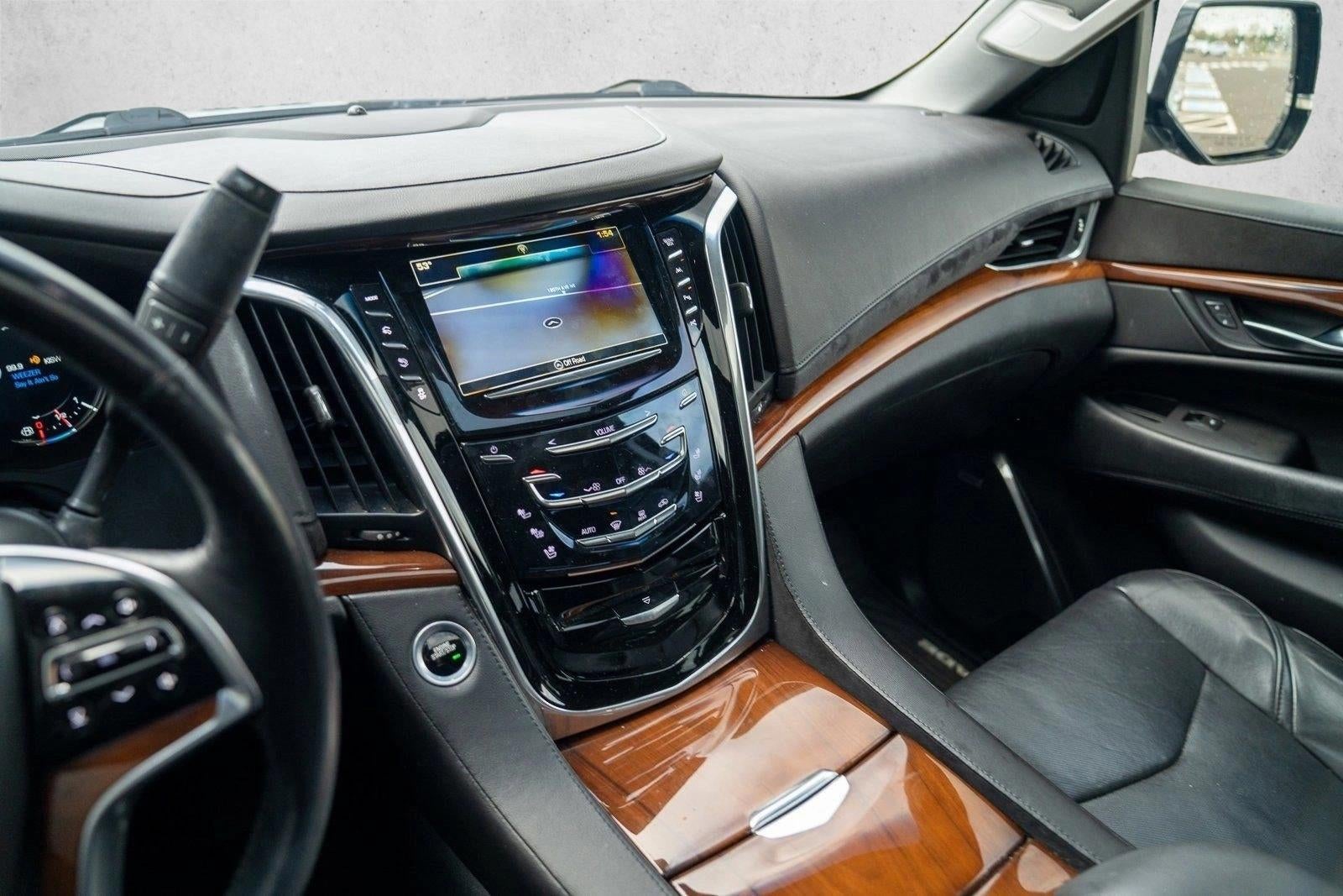 2018 Cadillac Escalade 4WD Premium Luxury