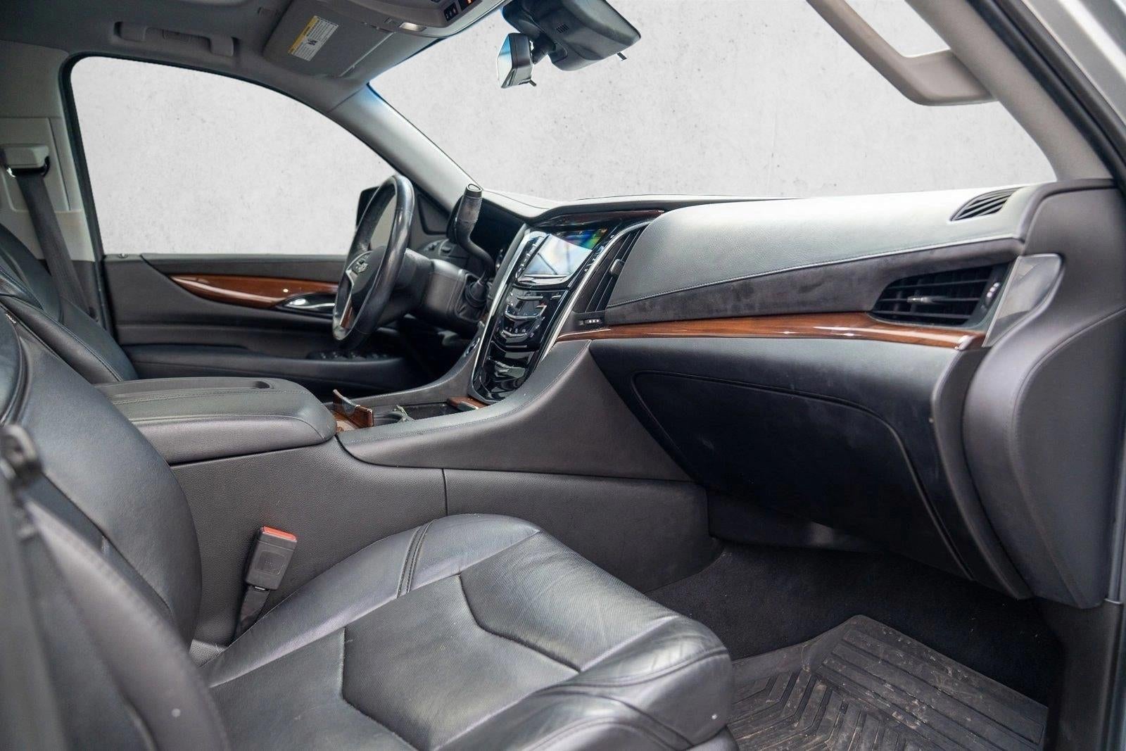 2018 Cadillac Escalade 4WD Premium Luxury