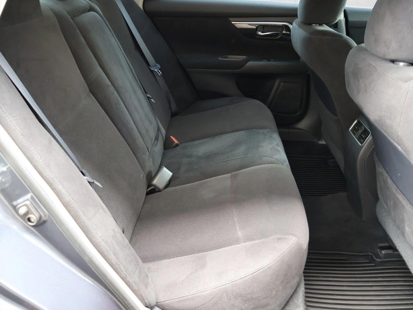 2013 Nissan Altima 4dr Sdn I4 2.5 SV