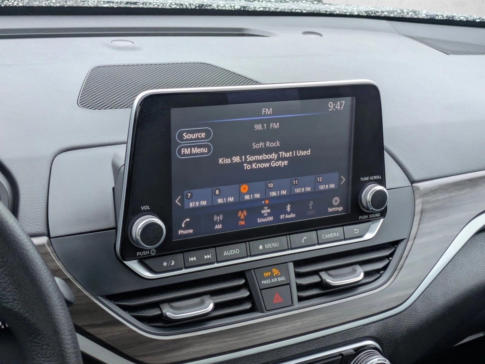 2025 Nissan Altima SV FWD