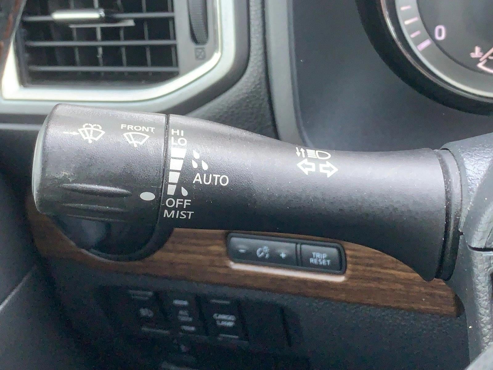 2017 Nissan Titan XD 4x4 Gas Crew Cab Platinum Reserve