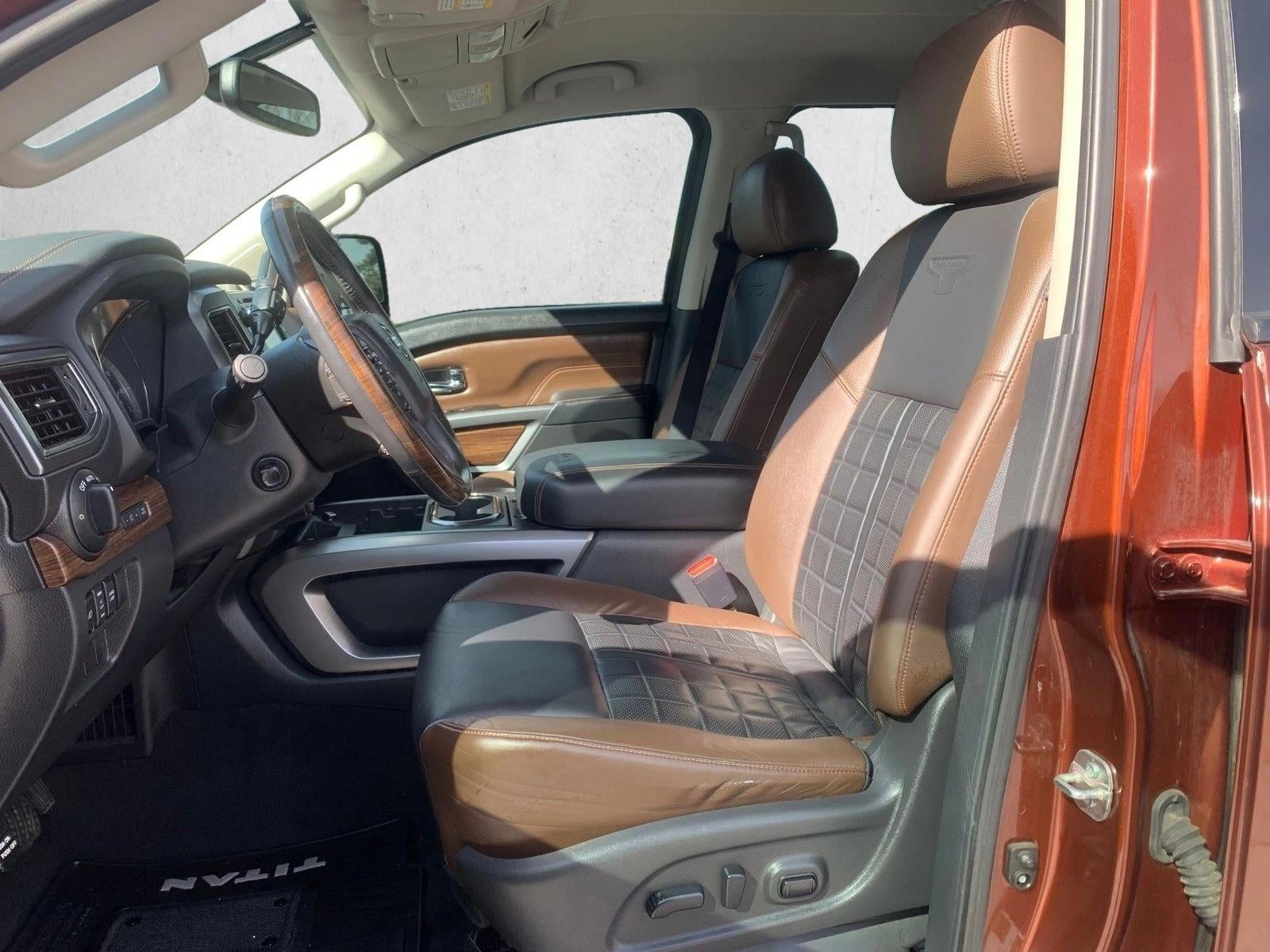 2017 Nissan Titan XD 4x4 Gas Crew Cab Platinum Reserve