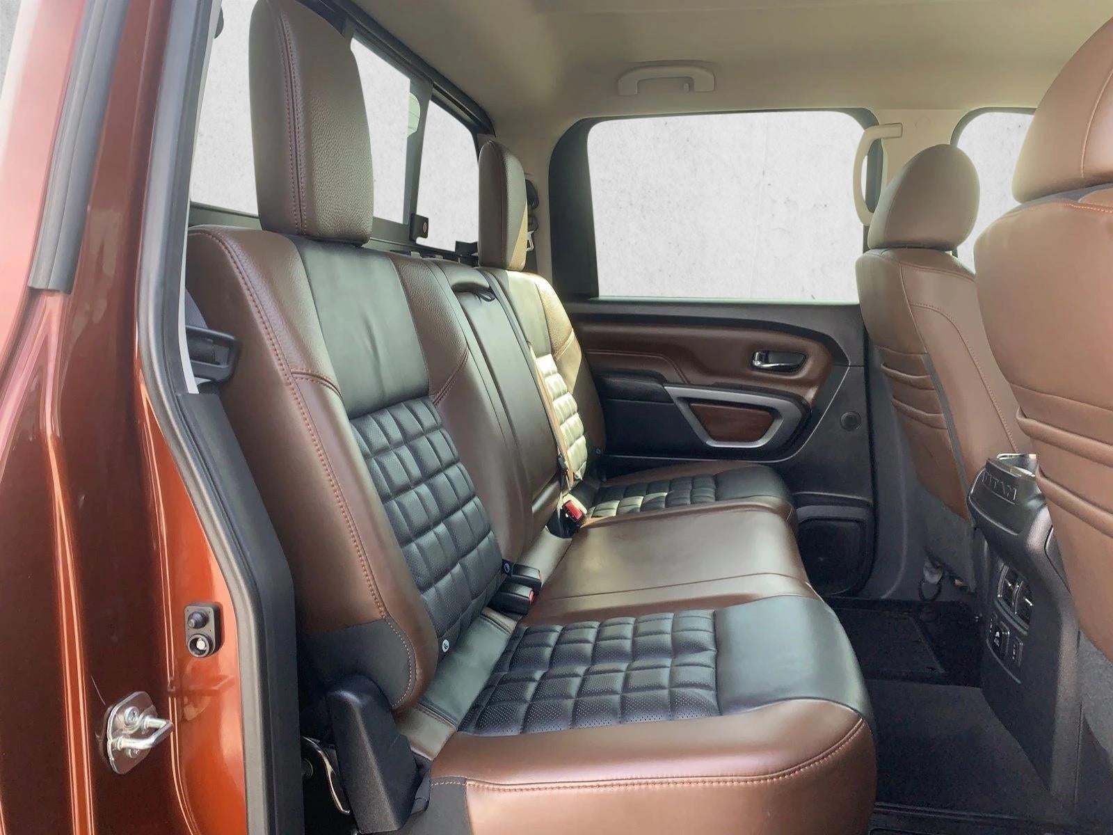 2017 Nissan Titan XD 4x4 Gas Crew Cab Platinum Reserve