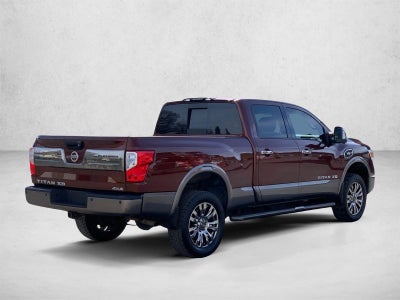 2017 Nissan Titan XD 4x4 Gas Crew Cab Platinum Reserve