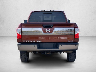 2017 Nissan Titan XD 4x4 Gas Crew Cab Platinum Reserve