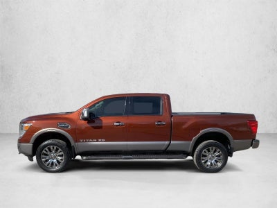 2017 Nissan Titan XD 4x4 Gas Crew Cab Platinum Reserve