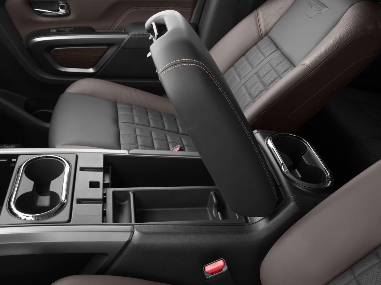 2017 Nissan Titan XD 4x4 Gas Crew Cab Platinum Reserve