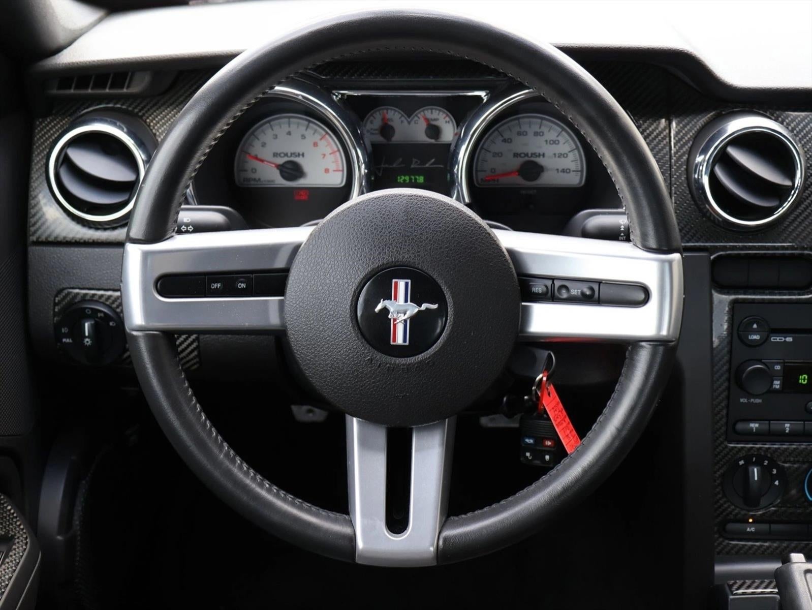 2006 Ford Mustang 2dr Cpe GT Deluxe