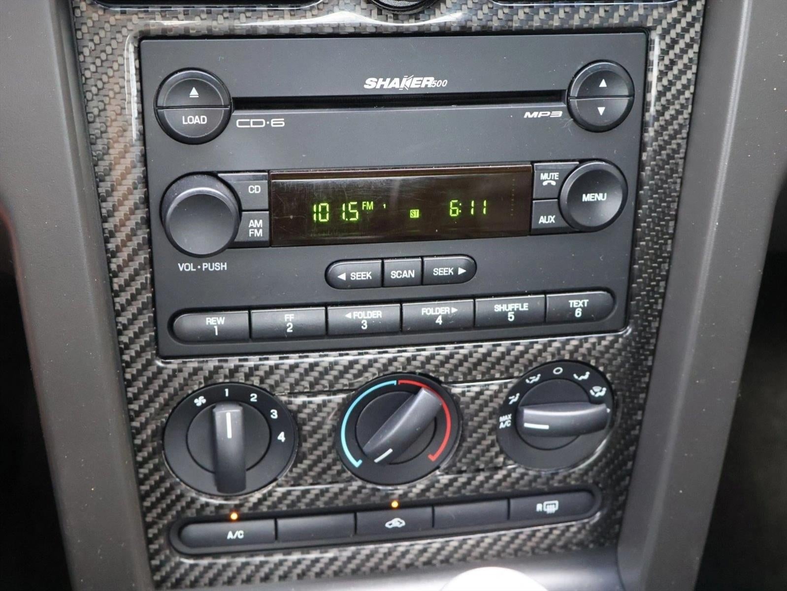 2006 Ford Mustang 2dr Cpe GT Deluxe