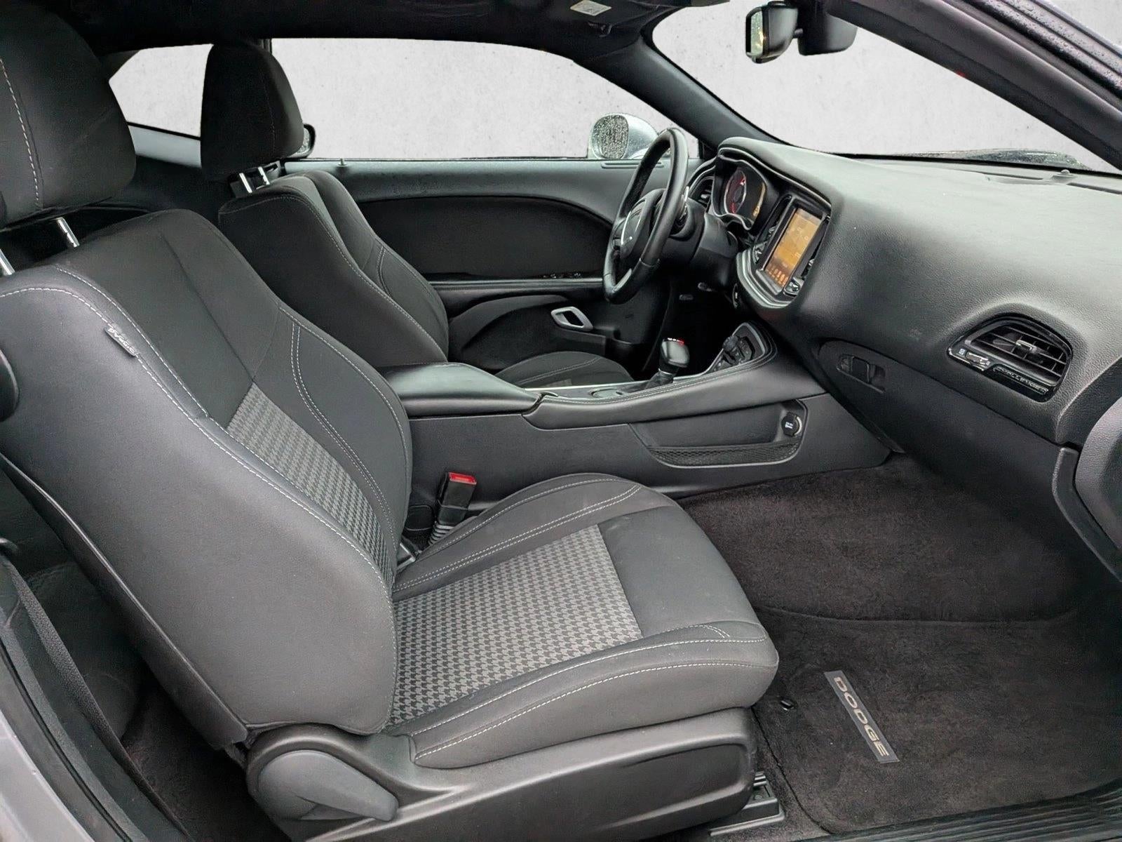 2016 Dodge Challenger 2dr Cpe R/T