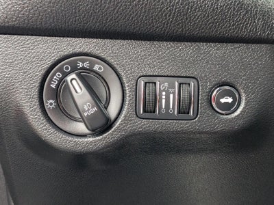 2016 Dodge Challenger 2dr Cpe 392 Hemi Scat Pack Shaker