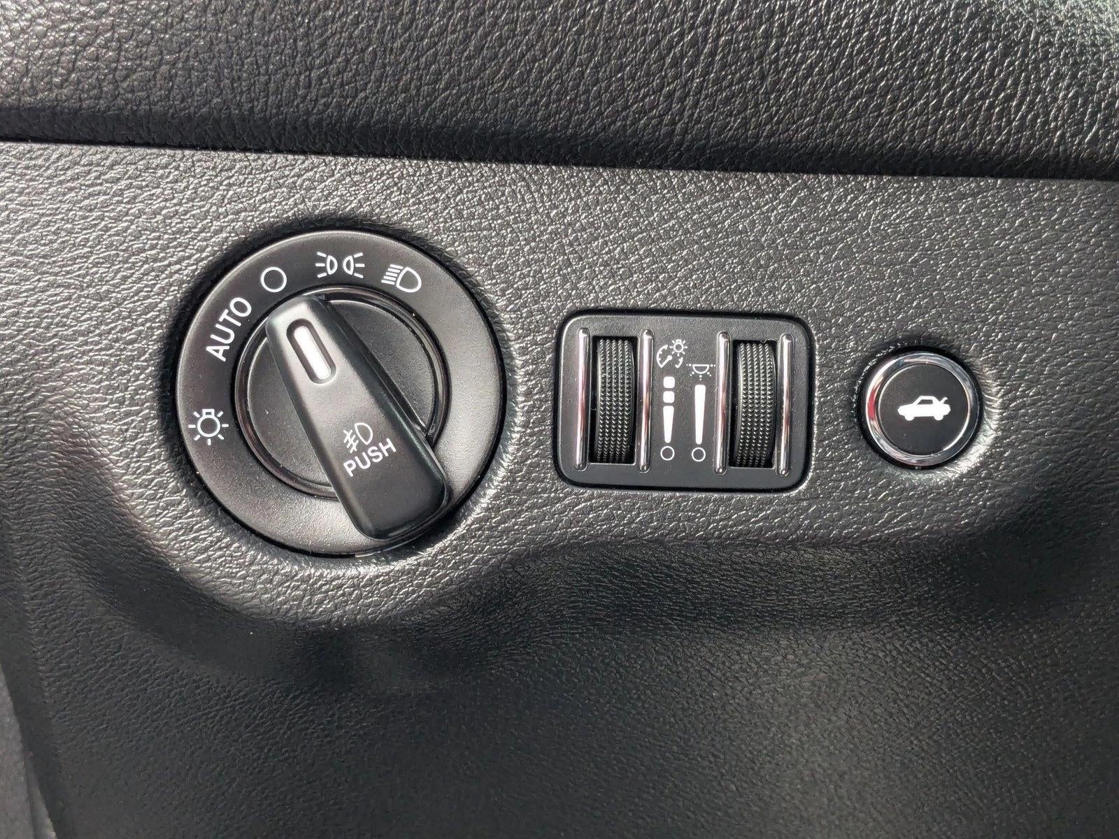 2016 Dodge Challenger 2dr Cpe 392 Hemi Scat Pack Shaker