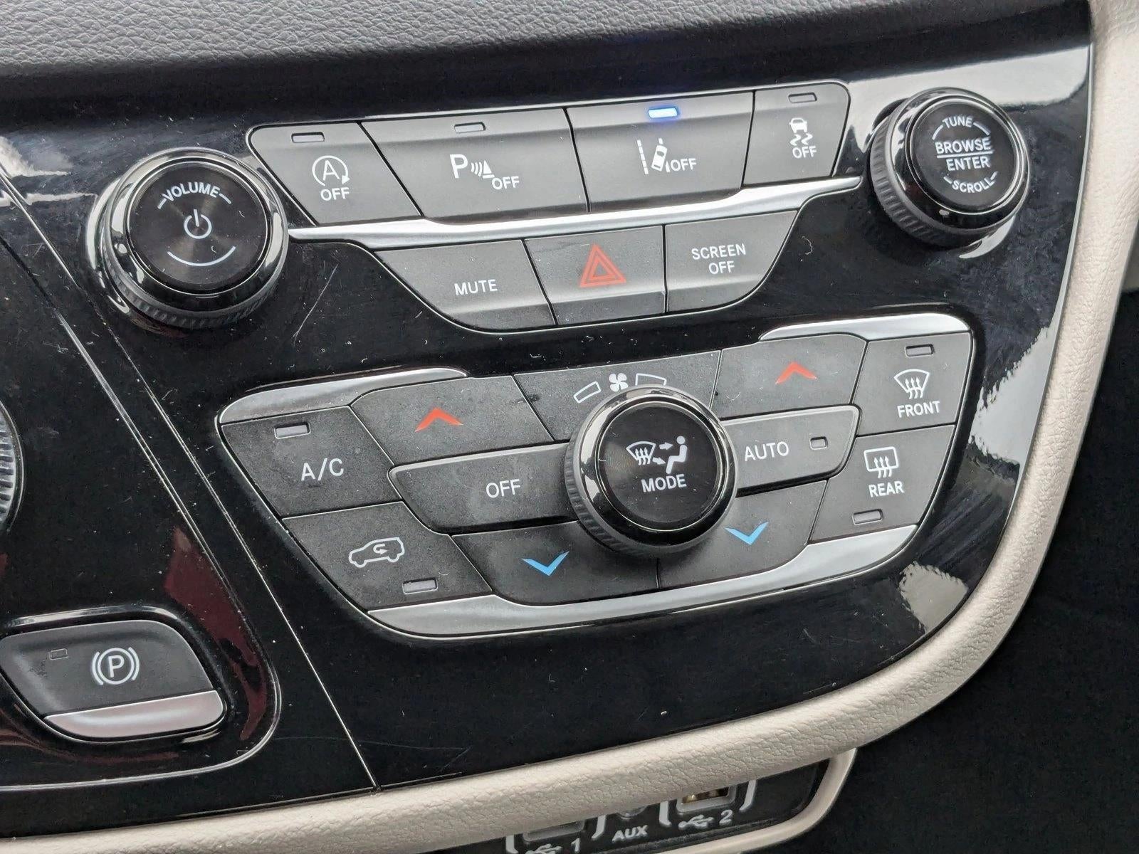 2024 Chrysler Pacifica Touring L FWD