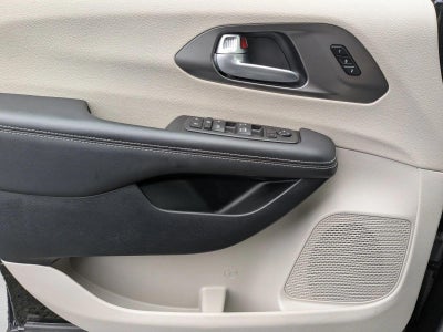 2024 Chrysler Pacifica Touring L FWD