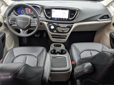 2024 Chrysler Pacifica Touring L FWD
