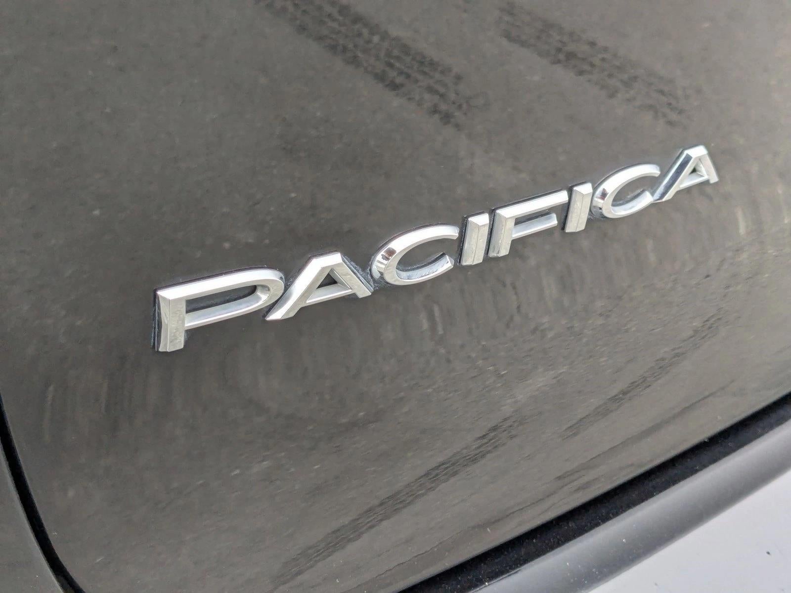 2024 Chrysler Pacifica Touring L FWD