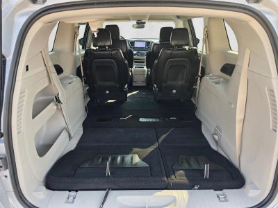 2024 Chrysler Pacifica Touring L FWD