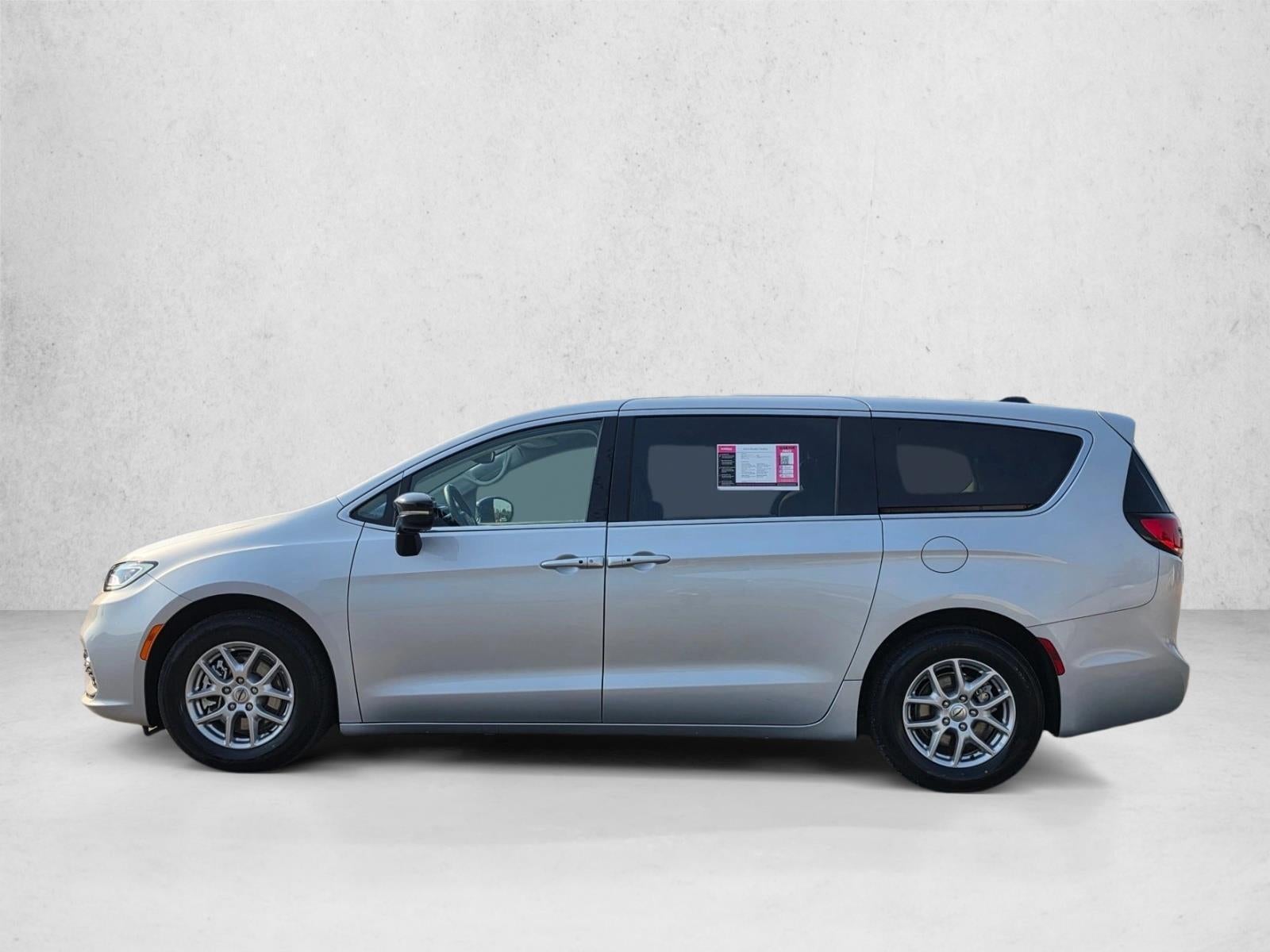 2024 Chrysler Pacifica Touring L FWD