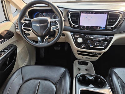 2024 Chrysler Pacifica Touring L FWD