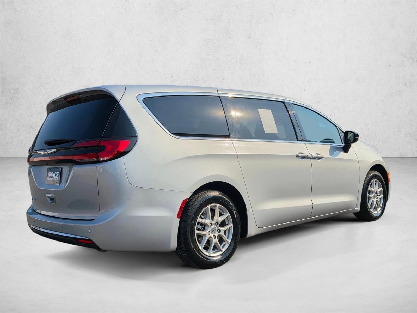 2024 Chrysler Pacifica Touring L FWD