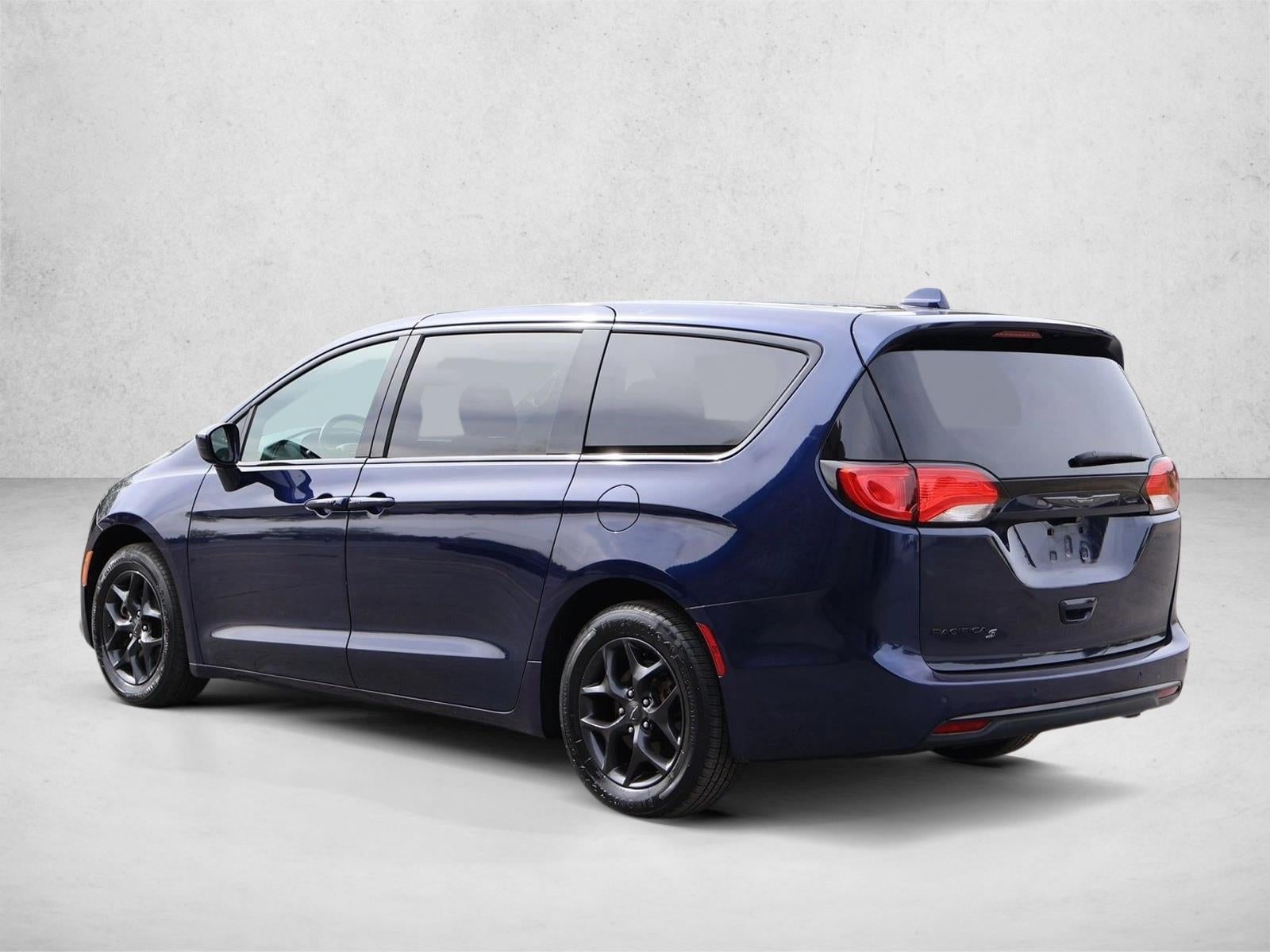 2019 Chrysler Pacifica Touring Plus FWD