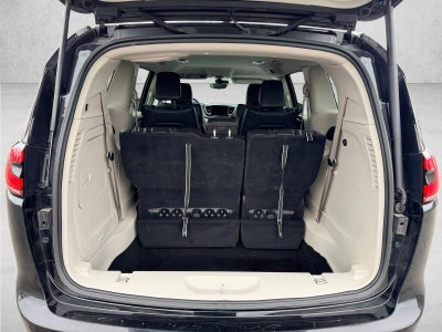 2024 Chrysler Pacifica Hybrid Select FWD